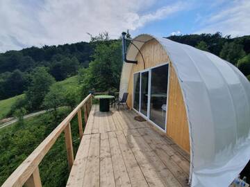 Фото номера Шатер Люкс-шатры Sunrise Glamping Retreat г. Galeşu 4