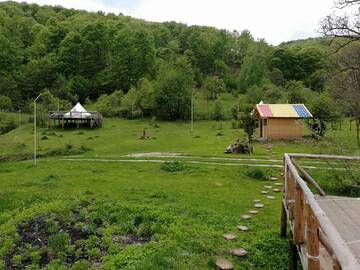 Фото номера Шатер Люкс-шатры Sunrise Glamping Retreat г. Galeşu 9